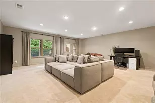 1010 Milhaven Dr, Roswell, GA 30076 - Photo 50