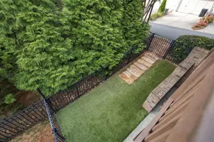 1010 Milhaven Dr, Roswell, GA 30076 - Photo 56