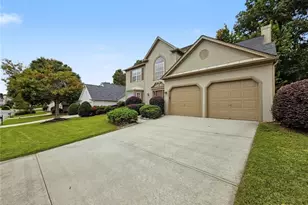 5810 Haterleigh Dr, Johns Creek, GA 30005 - Photo 4