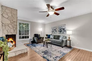 6700 Roswell Rd, Sandy Springs, GA 30328 - Photo 4