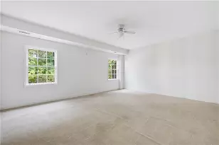 5715 Lake Island Dr, Sandy Springs, GA 30327 - Photo 24