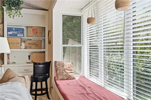5045 Ravenwood Dr, Marietta, GA 30066 - Photo 10