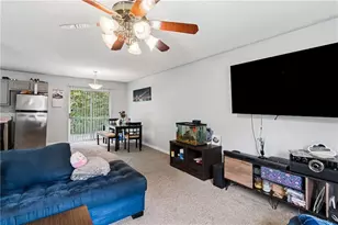 7598 Stonebush Way, Douglasville, GA 30134 - Photo 4