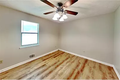 6690 Judy Lane, Riverdale, GA 30296 - Photo 14