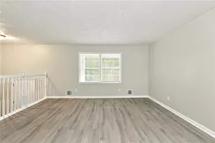 6450 Ashdale Dr, Atlanta, GA 30349 - Photo 6