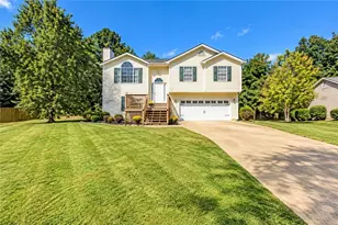 189 Robert Dr, Braselton, GA 30517 - Photo 1