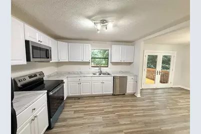 4100 Oak Stone Drive, Douglasville, GA 30135 - Photo 8