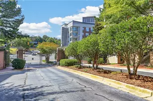 3635 E Paces Circle NE, Atlanta, GA 30326 - Photo 32