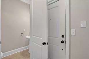 3635 E Paces Circle NE, Atlanta, GA 30326 - Photo 6