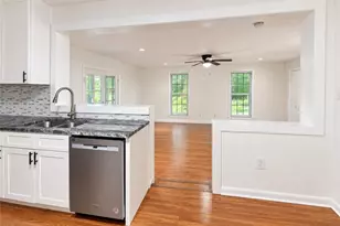 2579 Bonnybrook Dr SW, Atlanta, GA 30311 - Photo 10