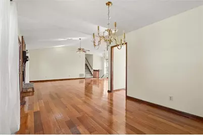 2315 Saint James Court, Marietta, GA 30066 - Photo 10