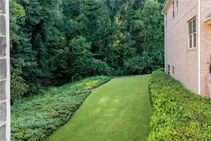 4002 Manchester Cir, Roswell, GA 30075 - Photo 38