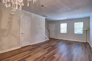 135 N River Dr, Sandy Springs, GA 30350 - Photo 8