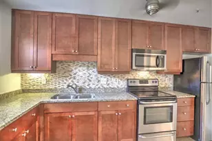 135 N River Dr, Sandy Springs, GA 30350 - Photo 16