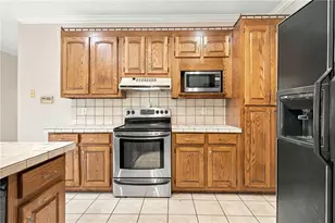 228 Sunset Dr SE, Calhoun, GA 30701 - Photo 4