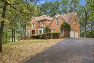 228 Sunset Dr SE, Calhoun, GA 30701 - Photo 2