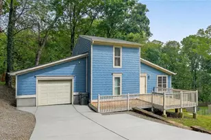1254 Woodleigh Rd SW, Marietta, GA 30008 - Photo 2