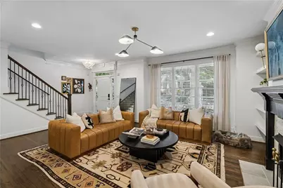 1572 Gilstrap Lane NW, Atlanta, GA 30318 - Photo 10