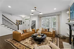 1572 Gilstrap Ln NW, Atlanta, GA 30318 - Photo 10