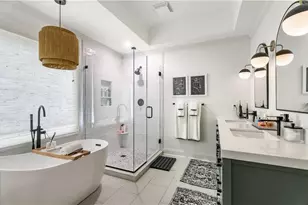 1572 Gilstrap Ln NW, Atlanta, GA 30318 - Photo 32