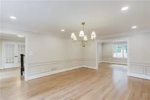7680 Ryefield Dr, Sandy Springs, GA 30350 - Photo 12