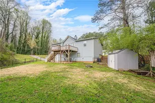 549 Pineland Circle SW, Mableton, GA 30126 - Photo 36