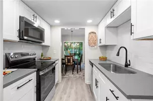 922 Cedar Creek S, Marietta, GA 30067 - Photo 8