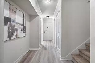 922 Cedar Creek S, Marietta, GA 30067 - Photo 4
