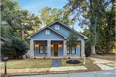 369 Hopkins St SW, Atlanta, GA 30310 - Photo 1