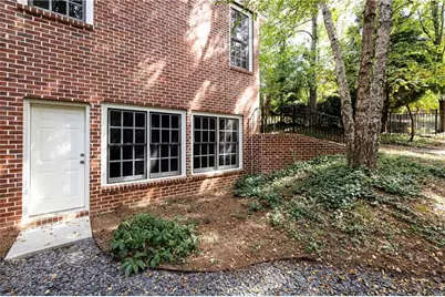 835 Glengate Place, Sandy Springs, GA 30328 - Photo 38