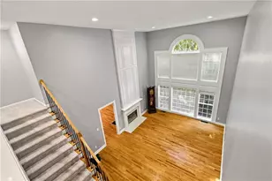 2105 Wrights Mill Cir NE, Atlanta, GA 30324 - Photo 10