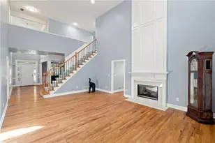 2105 Wrights Mill Cir NE, Atlanta, GA 30324 - Photo 8