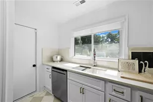 1099 Harwell St NW, Atlanta, GA 30314 - Photo 14