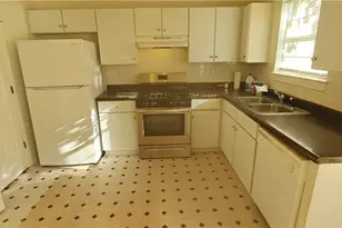 2318 Rambling Way, Stonecrest, GA 30058 - Photo 6
