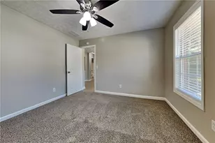 2242 Vintage Oaks Dr, Loganville, GA 30052 - Photo 18