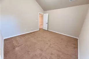 118 Village Pl, Newnan, GA 30265 - Photo 6