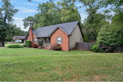 550 Creekwood Court SE, Conyers, GA 30094 - Photo 2