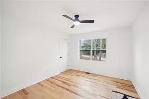 2396 Sunset Dr NE, Atlanta, GA 30345 - Photo 16
