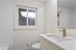 2363 Englewood Dr, East Point, GA 30344 - Photo 14