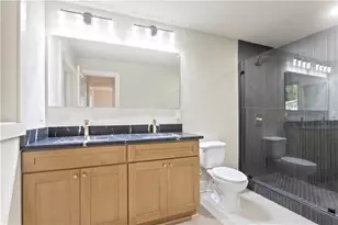 2363 Englewood Dr, East Point, GA 30344 - Photo 18