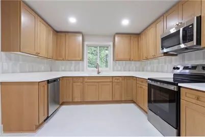2363 Englewood Drive, East Point, GA 30344 - Photo 6