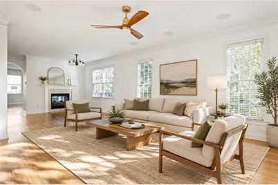 1055 Davis Circle NW #R, Atlanta, GA 30318 - Photo 4