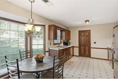 166 Knollwood Drive NW, Marietta, GA 30064 - Photo 10