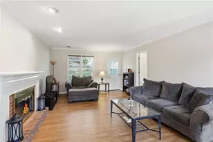 166 Knollwood Dr NW, Marietta, GA 30064 - Photo 8