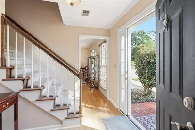166 Knollwood Drive NW, Marietta, GA 30064 - Photo 2