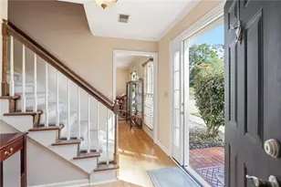 166 Knollwood Dr NW, Marietta, GA 30064 - Photo 2