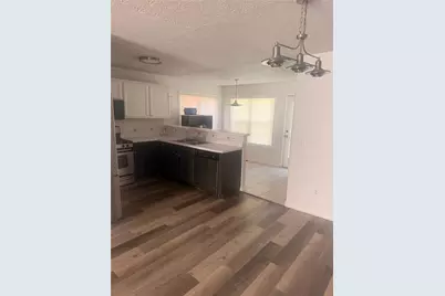 93 Davis Mill Court, Lawrenceville, GA 30044 - Photo 4