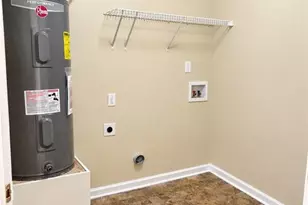 5542 Pineridge Ct, Forest Park, GA 30297 - Photo 8