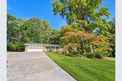 1300 Renee Drive SW, Lilburn, GA 30047 - Photo 30