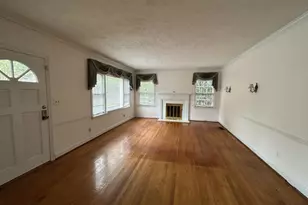 1364 Merry Ln NE, Atlanta, GA 30329 - Photo 8